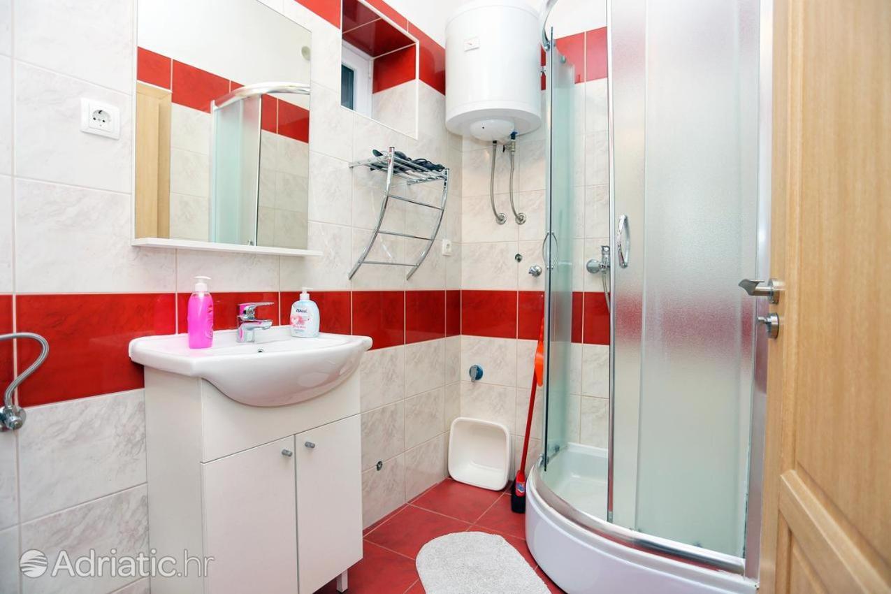Apartment Andela Kastela Bagian luar foto
