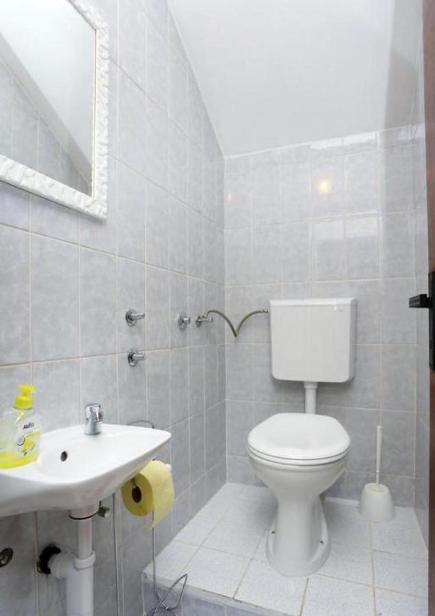 Apartment Andela Kastela Bagian luar foto