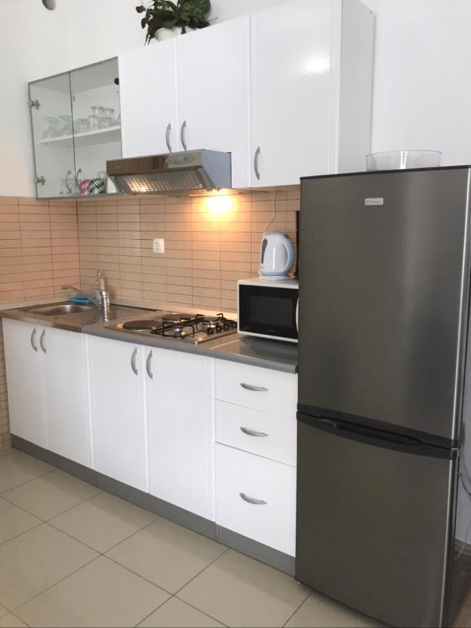 Apartment Andela Kastela Bagian luar foto