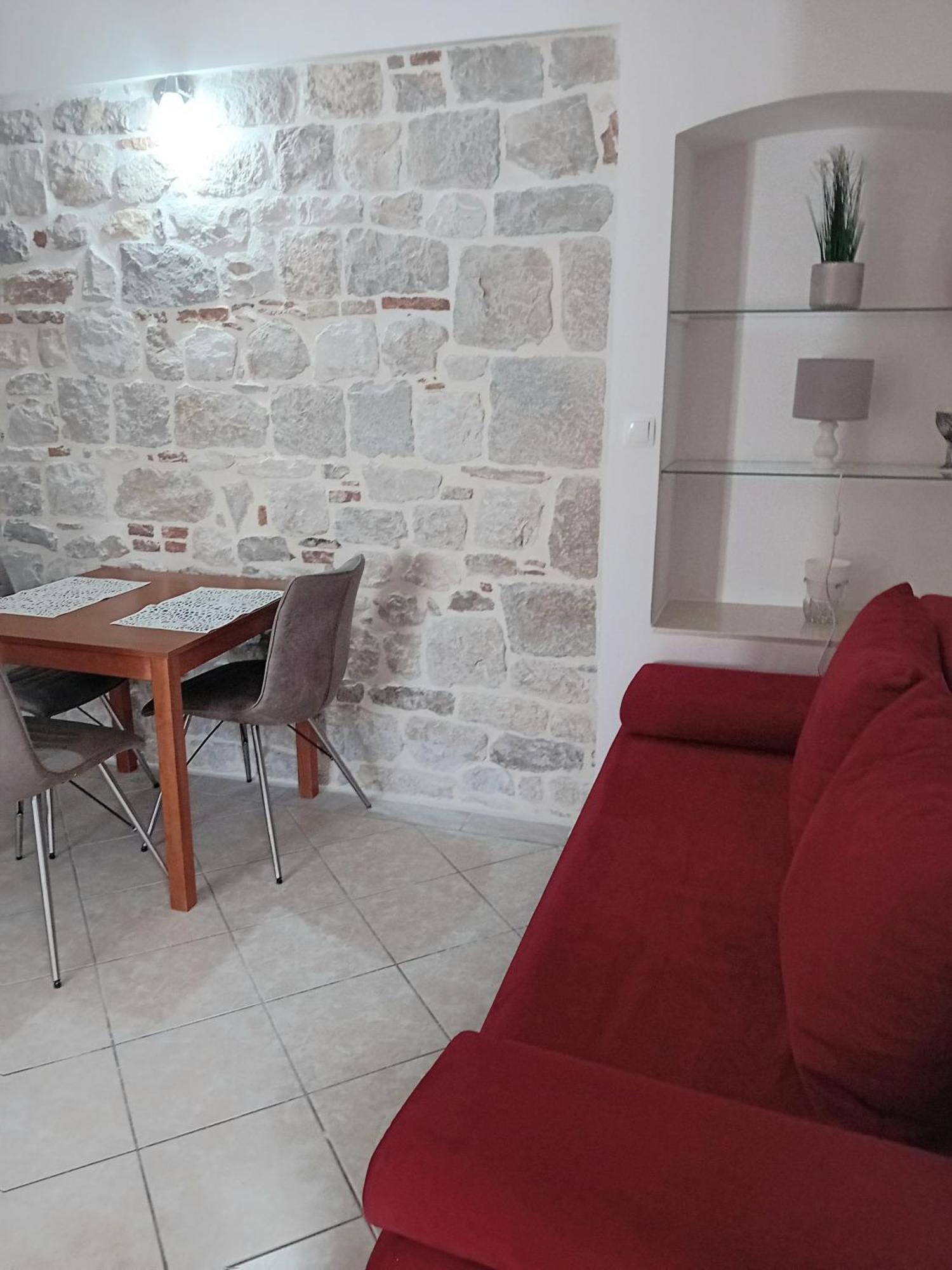 Apartment Andela Kastela Bagian luar foto