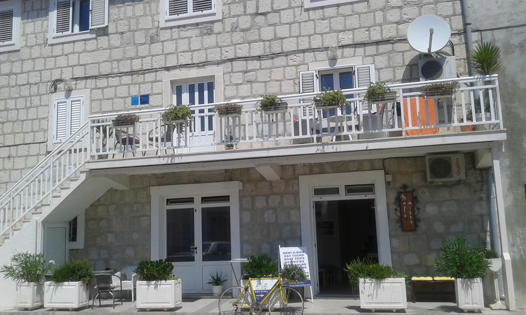 Apartment Andela Kastela Bagian luar foto