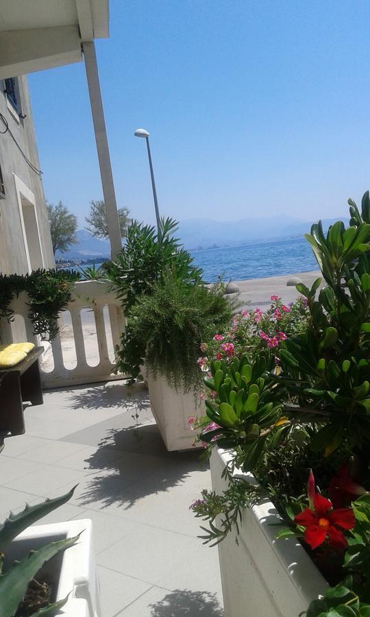 Apartment Andela Kastela Bagian luar foto