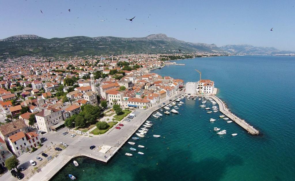 Apartment Andela Kastela Bagian luar foto